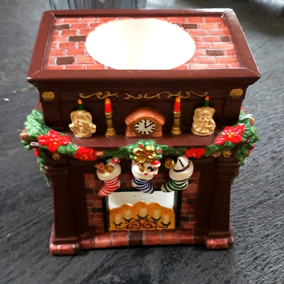 Partylite fireplace